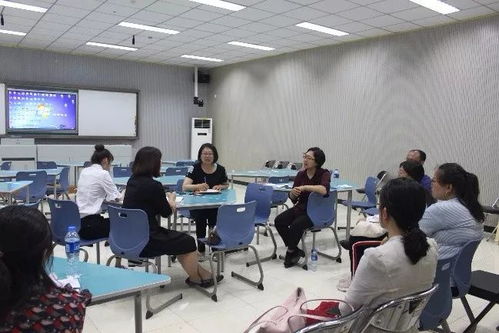 百場精品中學共青團團課走進校園