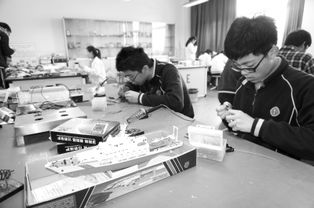 《中國教育報(bào)》電子版 - 中國教育新聞網(wǎng) - 記錄教育每一天! www.jyb.cn 教育部直屬出版機(jī)構(gòu)-中國教育報(bào)刊社主辦
