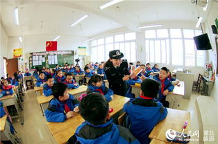 城管進校園，守護學生舌尖安全——武漢市硚口區開展中小學食品安全知識宣講活動